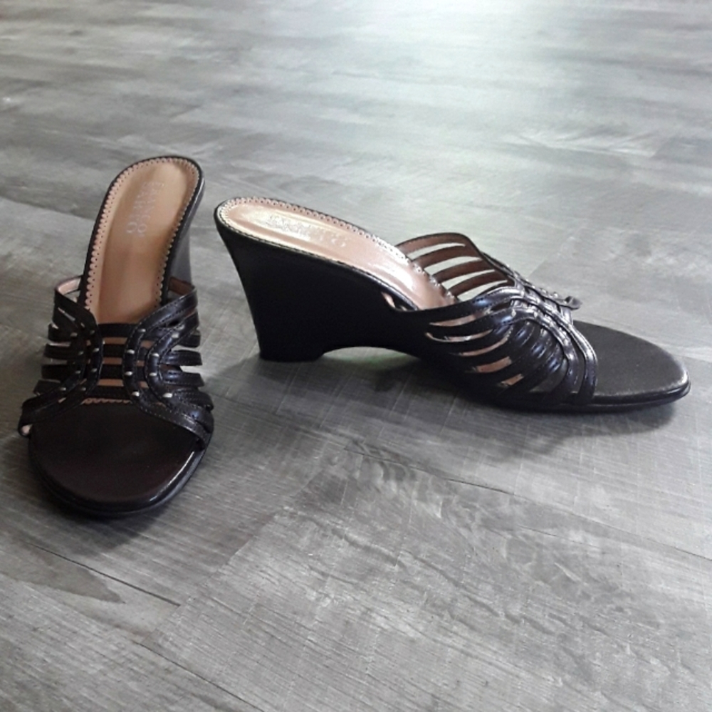 Franco Sarto Caravan strappy brown leather wedge slides 8.5